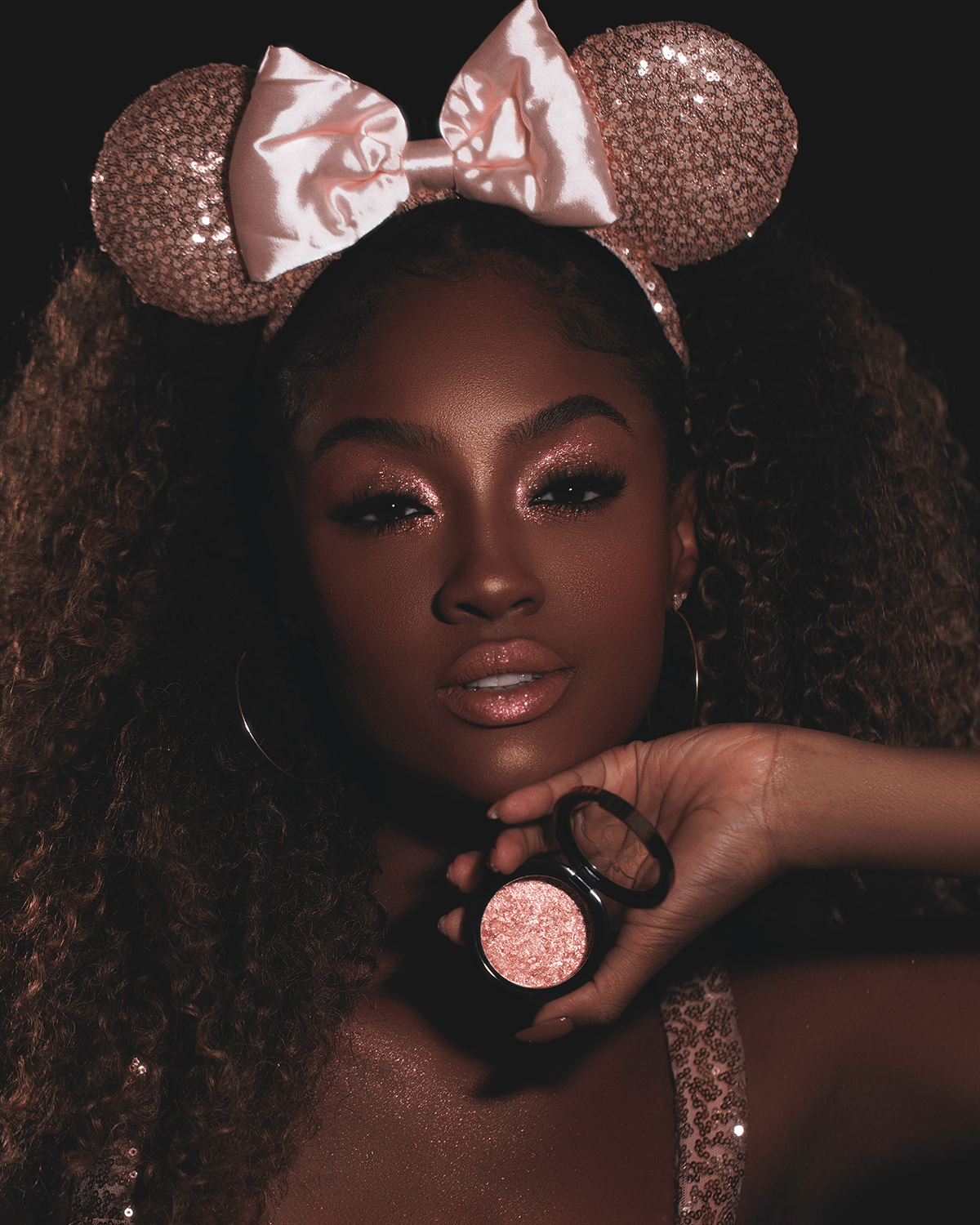 Minnie Mouse Mirror Sequin Effect